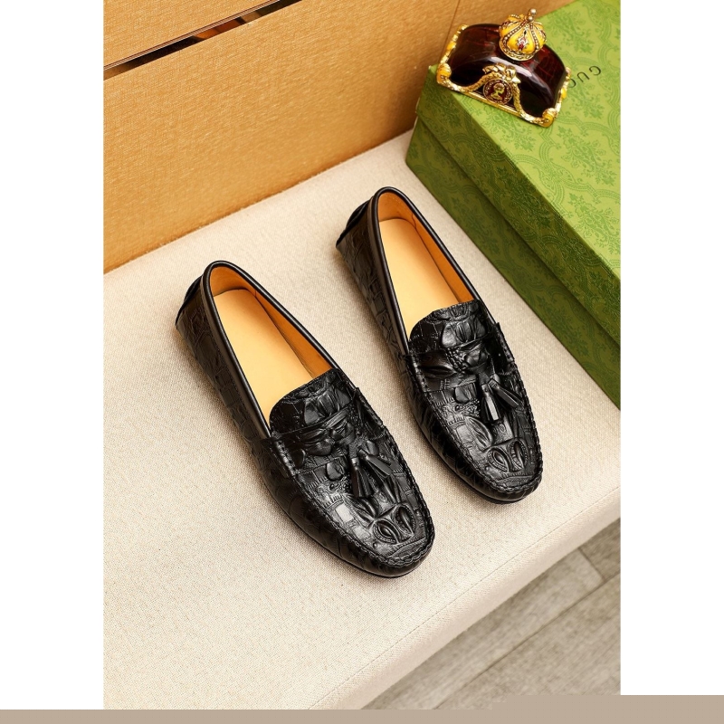 G*u*i leather shoes